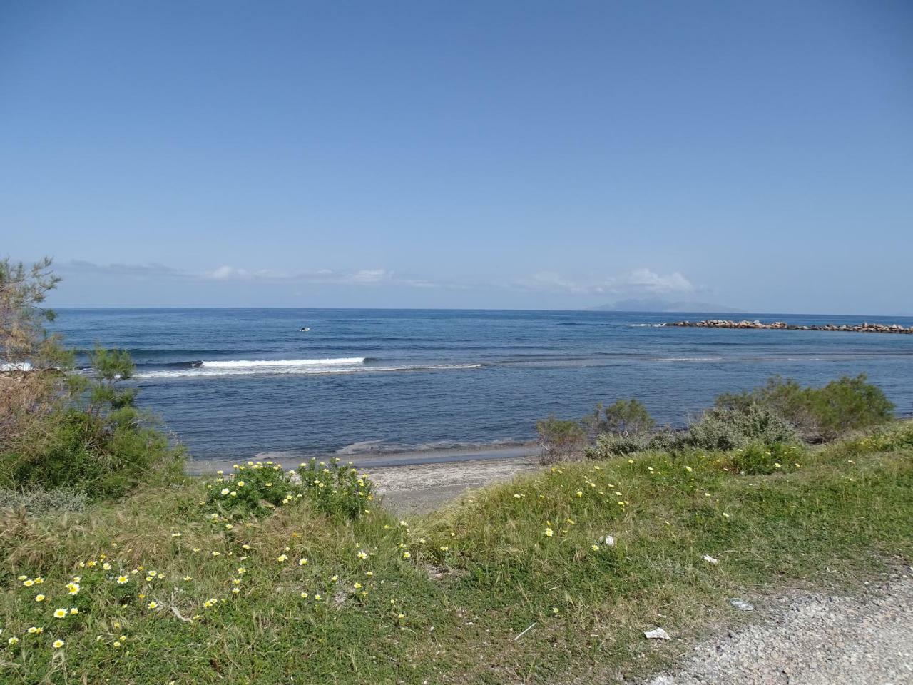 Nama Beach House Monolithos  Luaran gambar