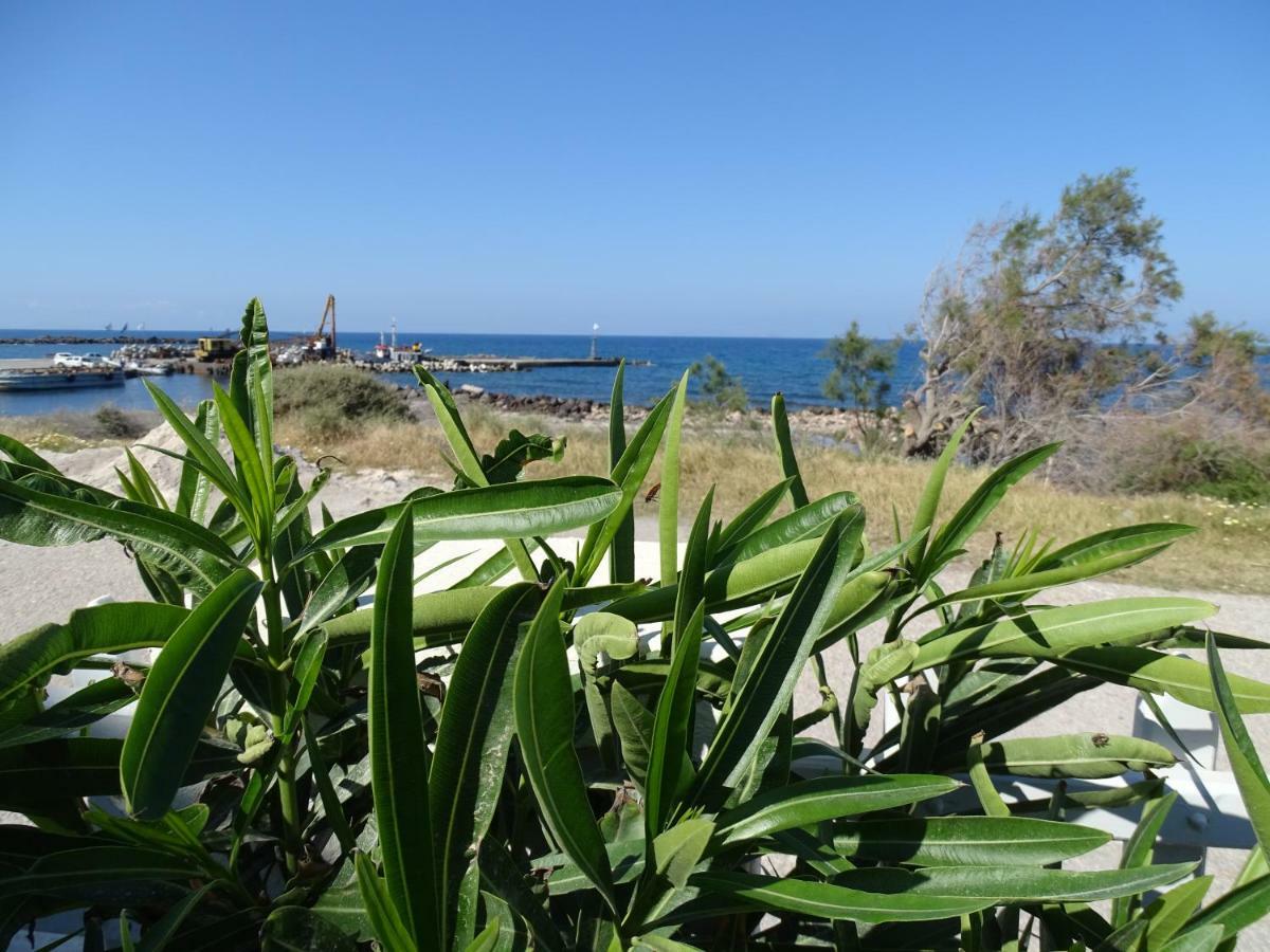Nama Beach House Monolithos  Luaran gambar