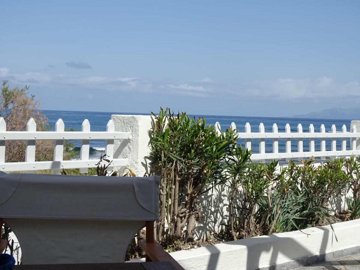Nama Beach House Monolithos  Luaran gambar